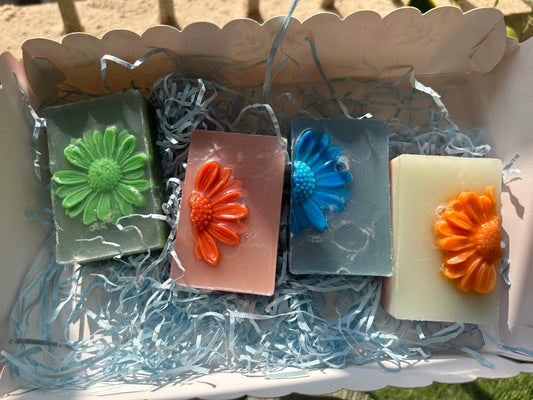 Handmade Floral Designer Soap Gift Set (Pack of 4) – Luxury Scented Bath Soaps