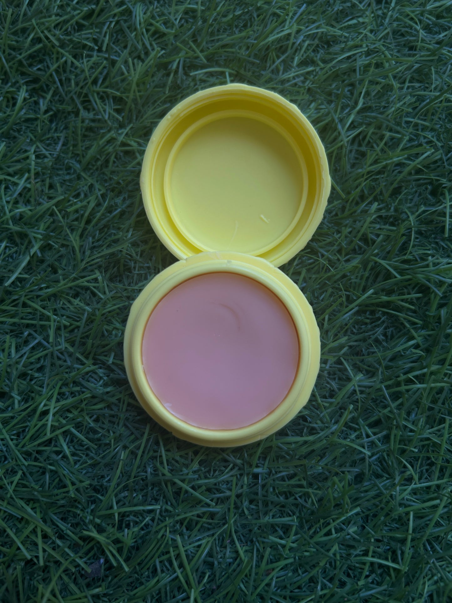 Lip balm in Macaroon container 10g