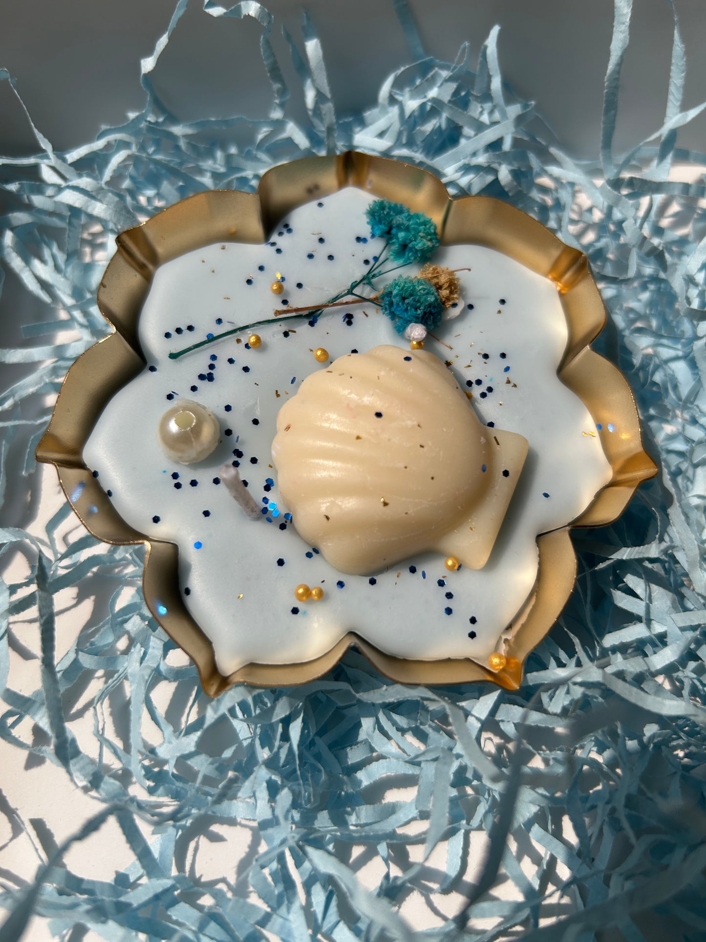 Luxury Shell Scented Candle – Handmade Decorative Floral Candle Gift | Pack of 1