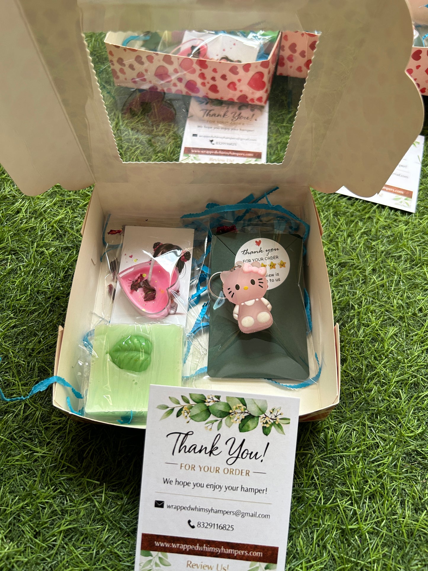Mini gift hamper for Men and women