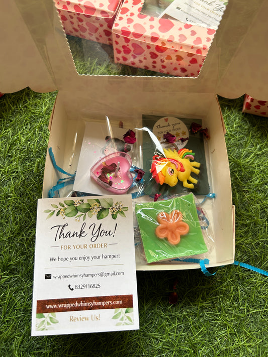 Mini gift hamper for Men and women